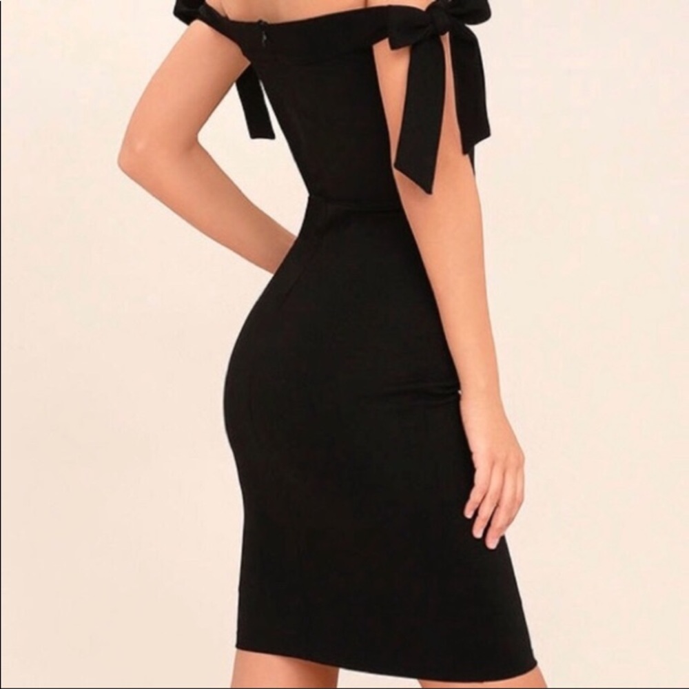 Navy blue lulus off shoulder tie dress